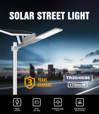 100 W IP65 Solar Powered LED Street Lights Cool White 50000 Hours Life Span