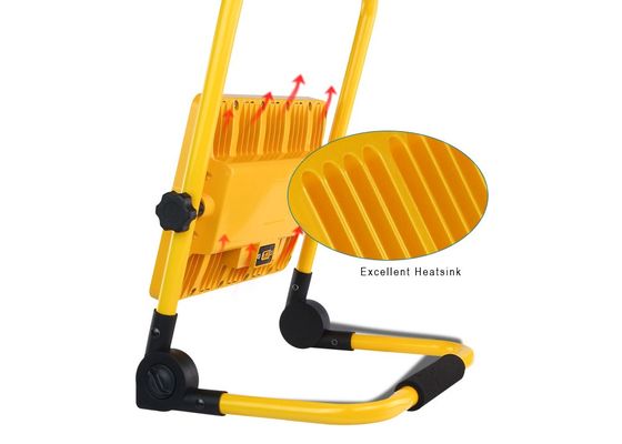 Yellow Rechargeable Portable LED Work Light Foldable 2000 Lumen 48w 85w 90w 7 Inch